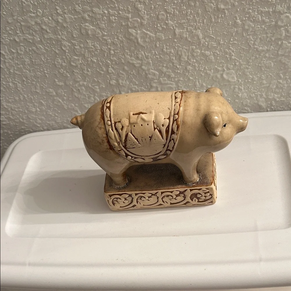 Rustic Cream Pig Figurine Farmhouse Chic